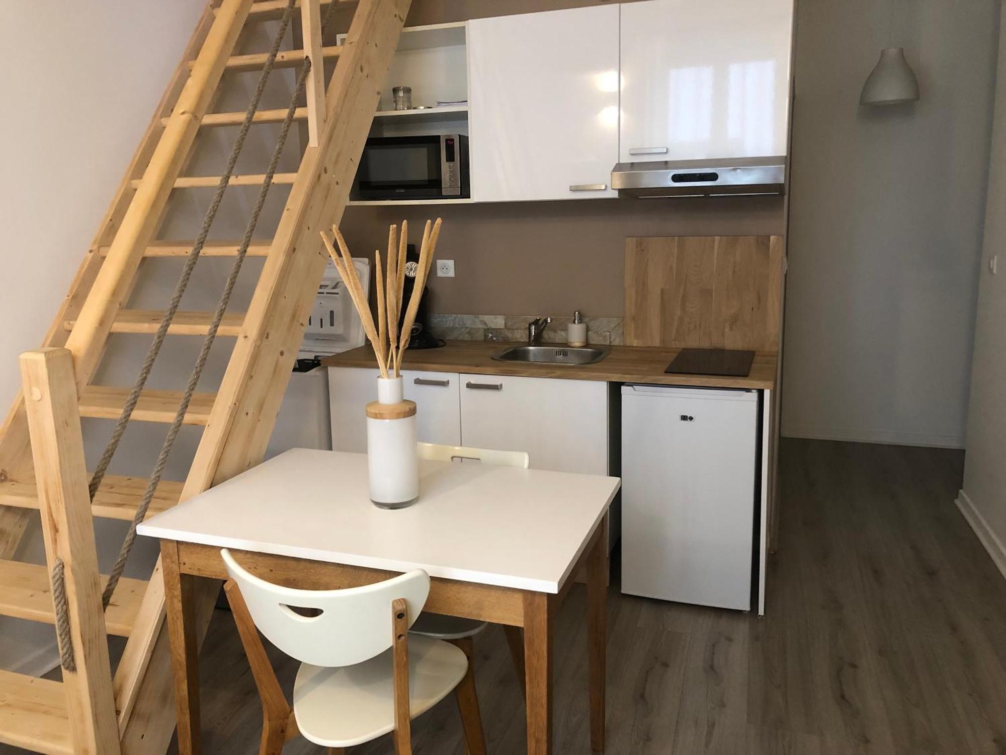 Appartements Coeur De Ville De 비시 외부 사진
